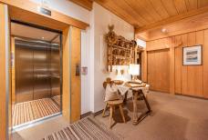 Aufzug im Hotel Bad Moos Dolomites Spa Resort