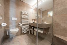 Badezimmer 34
