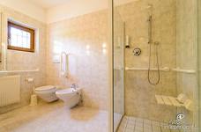 Hotel Jonathan: Zimmer 11 - Badezimmer