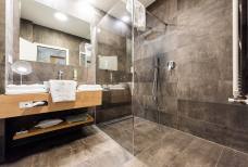Hotel Gnaid - Bagno camera 204
