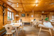 Restaurant Saalerwirt - Südtiroler Gasthaus: Speisesaal und Tiroler Stube