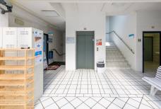 Hallenbad Meranarena - Toilette Tribüne