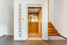 Hotel Alpenfrieden - Aufzug in der Dependance 