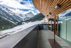 Nationalparkhaus Naturatrafoi - Aussichtsterrasse