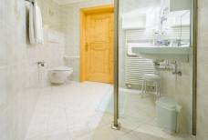 Hotel Schwarzenbach - Badezimmer