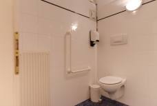 Barrierefreie Toilette