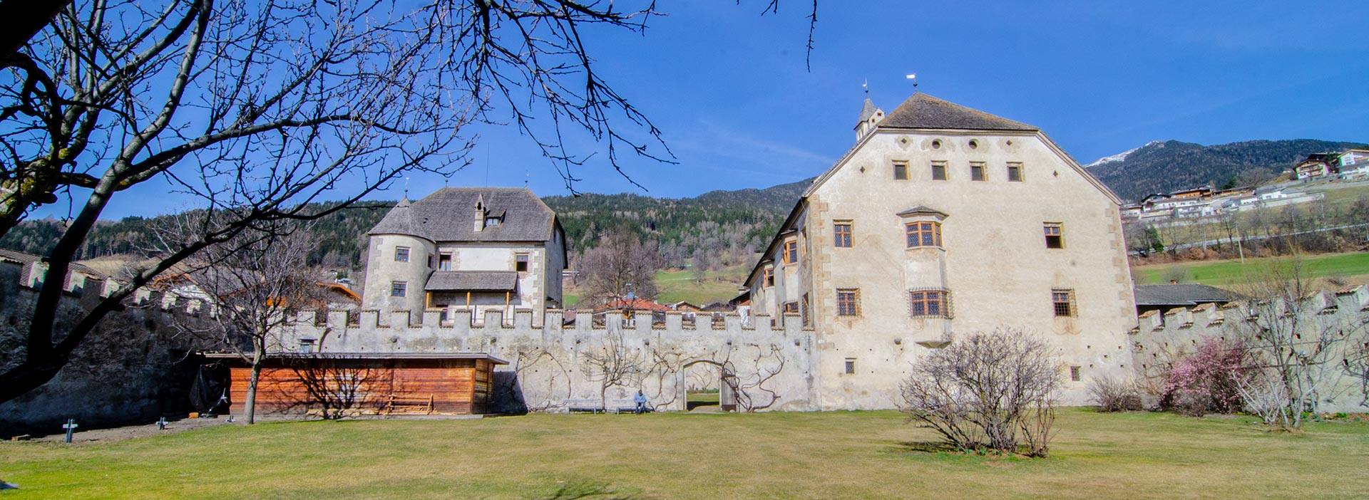 Castel Velturno