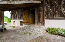 Bauernmuseum im Tschötscherhof - Stufenloser Zugangsweg über Stadelrampe