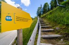 Cabinovia Ruis - Scale di collegamento tra il parcheggio 2 e la stazione di valle