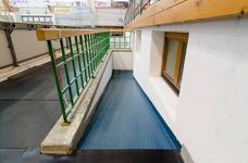 Eisstadion Pranives: Rampe zur Schiedsrichterkabine