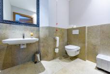 Alpiana SPA - Hallenbad Toiletten