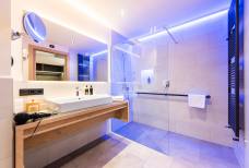Hotel Torgglhof - Badezimmer Pergola Junior Suite n. 103