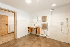 Sparberhof in Egg - Badezimmer Floriani