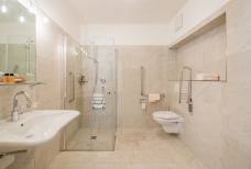 Hotel Dolomitenhof - Bagno camera 16