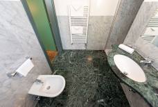 Hotel Gassenwirt - Bad barrierefreies Zimmer 313