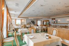 Hotel Maria Theresia: Restaurant und Speisesaal