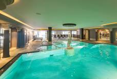 Falkensteinerhof Hotel & Spa - Piscina, relax e beauty